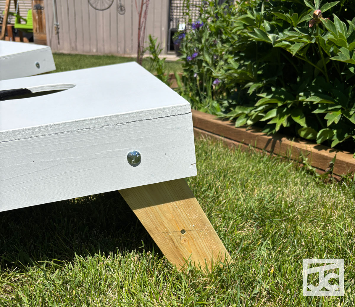 JC2 wood cornhole game legs